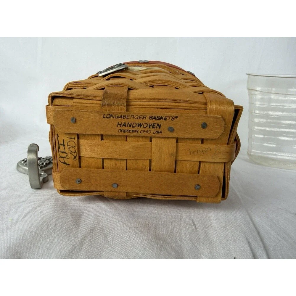 LONGABERGER 2001 Sweetheart Red Love Notes Basket W Liner Protector With Hook